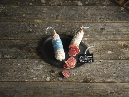 Salami mit Blauschimmelkäse