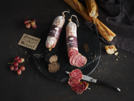 Salami mit Trüffel, mit Edelschimmel